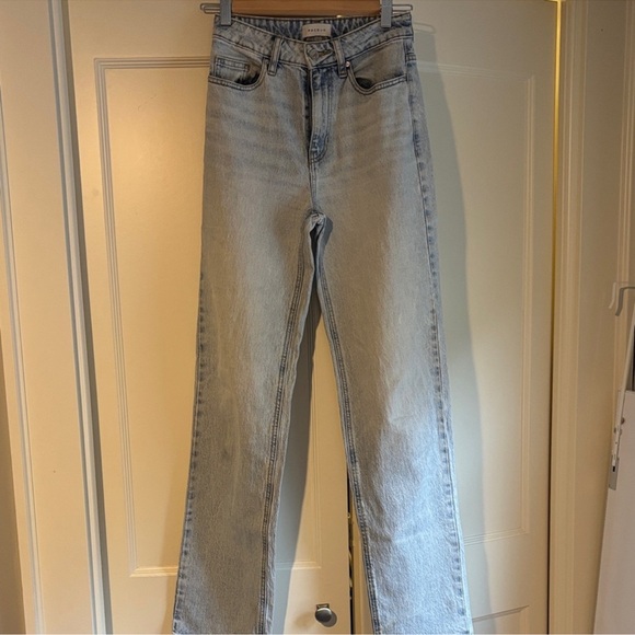 PACSUN Very Faded Blue Denim Jeans - Picture 3 of 11